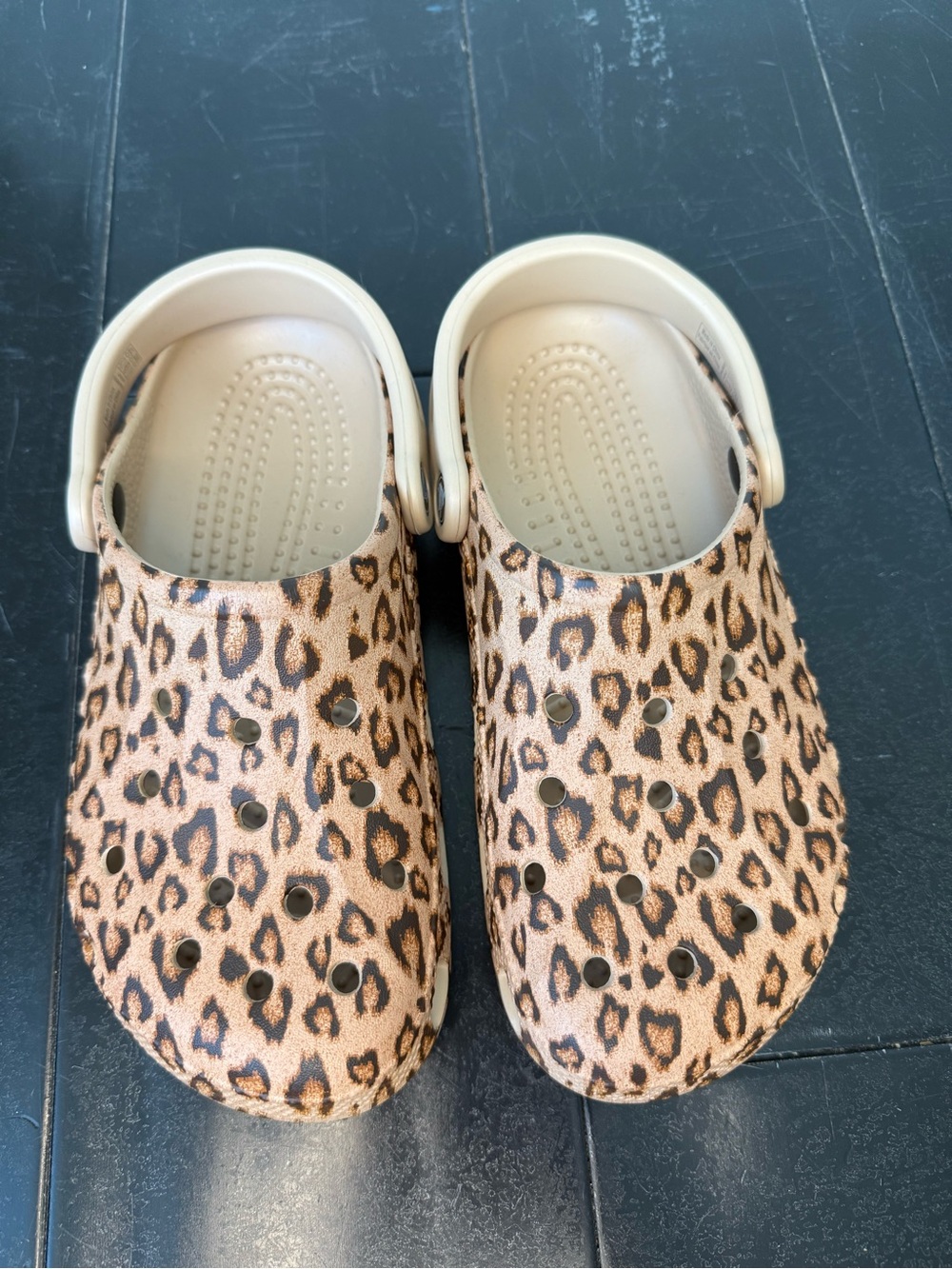 NWOT CROCS Leopard-Print Classic Clogs - Tan - Picture 2 of 5